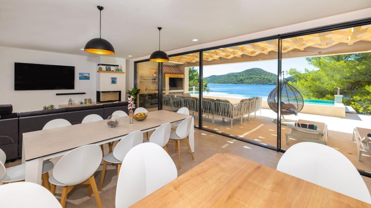 Beachfront Villa Brulupes In Secluded Bay Konstari Bagian luar foto